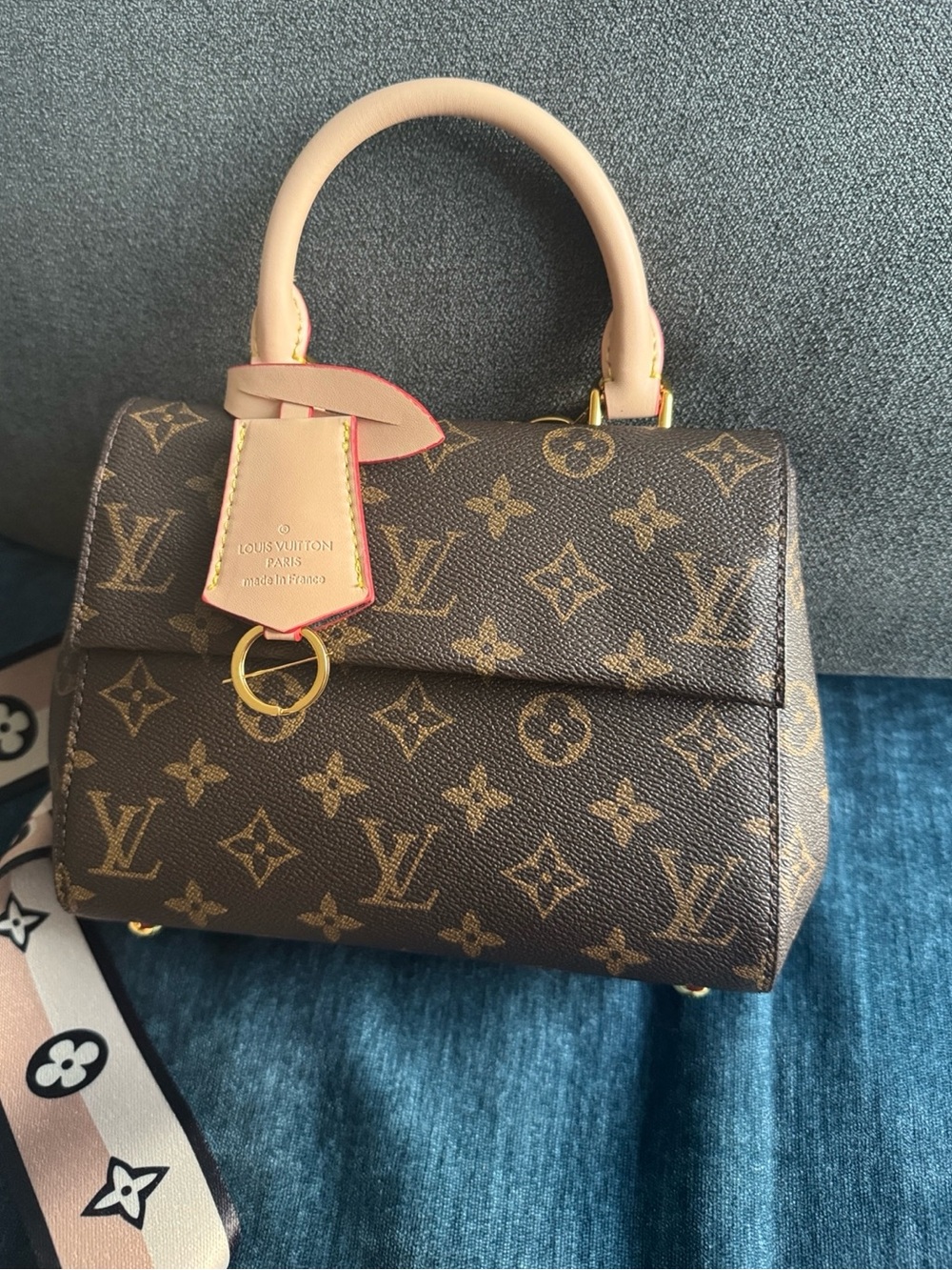Brown Monogram Top Handle Bag 20CM.